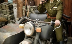 依人在线久在线视频